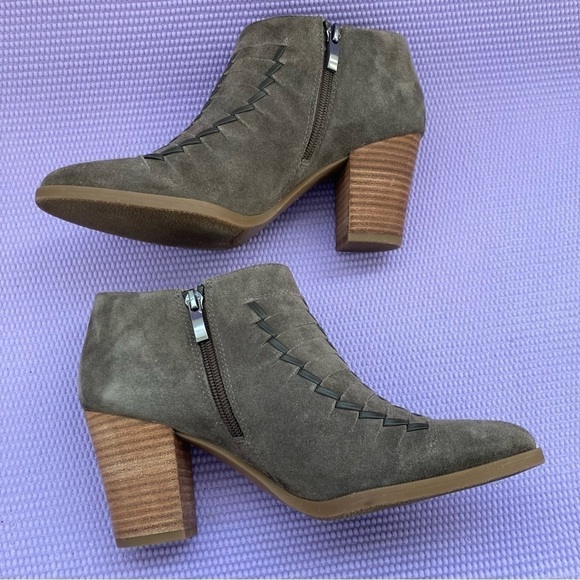 Franco Sarto Women's Dimona Boot Size 8.5 Block Heel Gray Suede Woven - Picture 5 of 9